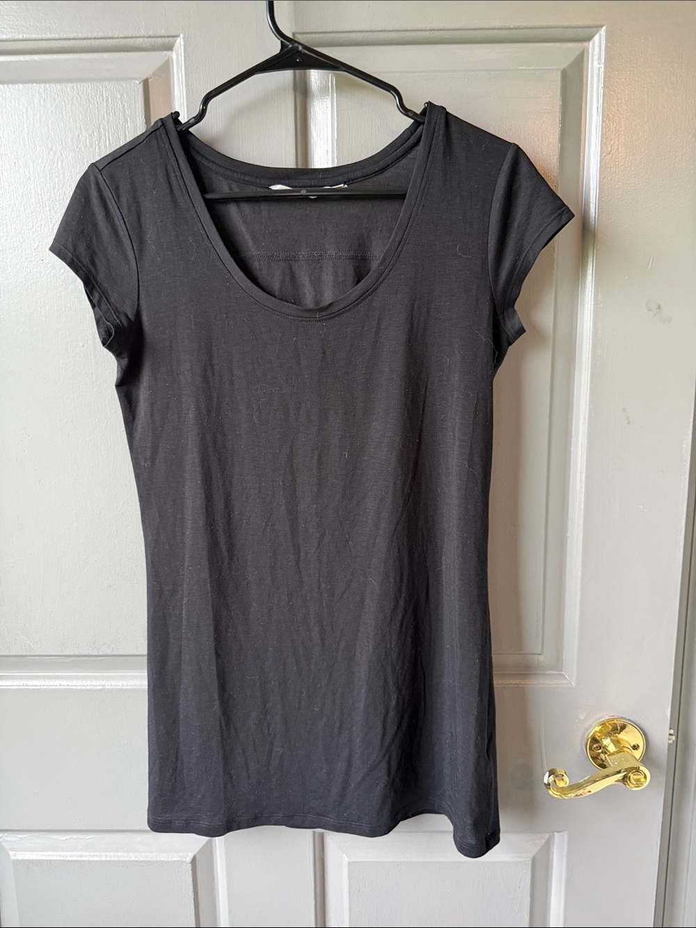 Classic Black Scoop Neck Women's Top - Unbranded